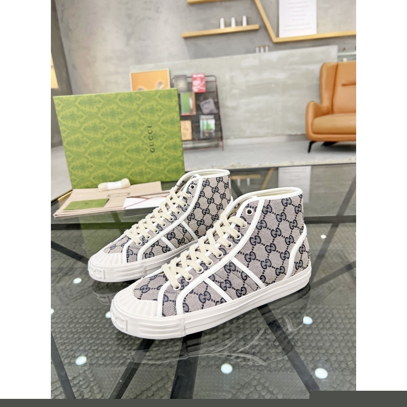 G*u*i casual shoes